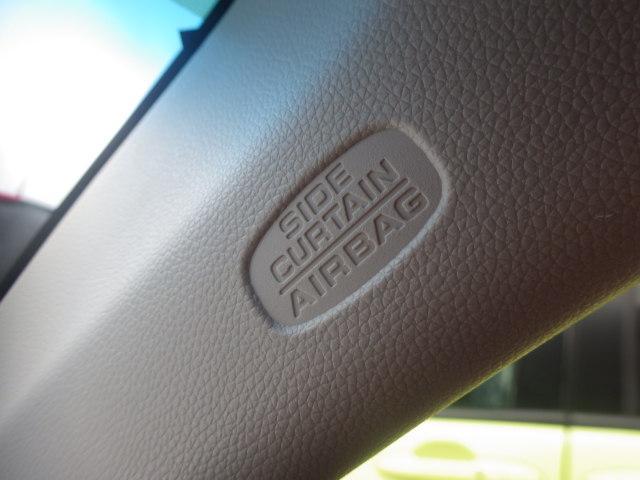 N-ONE プレミアム ツートンカラー 禁煙1オーナー あんしんパッケージ 純正ナビ リアカメラ Bluetooth LEDフォグライト サイドエアバッグ 衝突軽減ブレーキ ETC コンビシート ドアバイザー アルミホイール(20枚目)