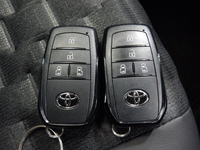 ヴォクシー Ｓ－Ｚ　禁煙車　パノラミックビューモニター　アドバンストパーク　１０．５インチコネクティッドプラス　セーフティセンス　レーダークルコン　前後ドラレコ　コンビシート　ＡｐｐｌｅＰｌａｙ　シートヒーター　ＵＳＢ（36枚目）