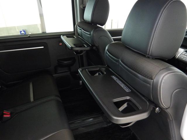 ステップワゴンスパーダ スパーダ・クールスピリットホンダセンシング　禁煙１オーナー　前後ドラレコ　リンクＵＰフリーナビ　両電動スライド　ドアバイザー　オートリトラミラー　ＥＴＣ２．０　コンビシート　シートヒーター　パドルシフト　Ｂｌｕｅｔｏｏｔｈ　センターテーブル（16枚目）