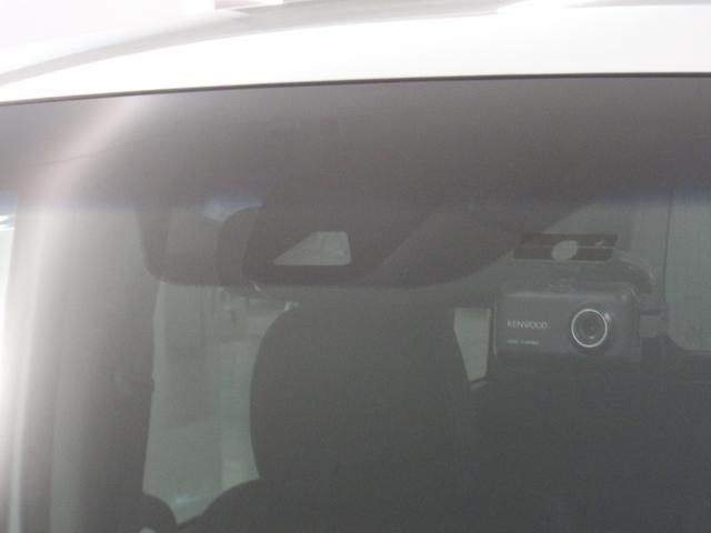 ステップワゴンスパーダ スパーダ・クールスピリットホンダセンシング　禁煙１オーナー　前後ドラレコ　リンクＵＰフリーナビ　両電動スライド　ドアバイザー　オートリトラミラー　ＥＴＣ２．０　コンビシート　シートヒーター　パドルシフト　Ｂｌｕｅｔｏｏｔｈ　センターテーブル（44枚目）