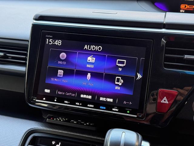 【オーディオソース】ラジオはもちろんＣＤ、フルセグ、ＤＶＤ、Ｂｌｕｅｔｏｏｔｈ、ＡｐｐｌｅｃａｒＰｌａｙ、ミュージックラック、ＵＳＢ、ＳＤほか多彩な機能を装備しております