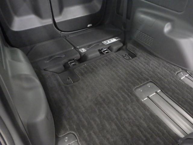 【カーゴスペース】３列目シートを両方倒したフルモードの状態です大きなお荷物もたくさん積めます