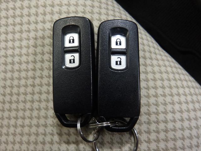 Ｎ－ＯＮＥ Ｇ・Ｌパッケージ　禁煙車　ディスプレイオーディオ　ＨＤＭＩ　ＣＤ　ＵＳＢ　リアカメラ　スマートキー　ＨＩＤオートライト　純正１４インチアルミ　サイド＆カーテンエアバッグ　ＥＴＣ　整備記録簿有　盗難防止　パワーウィンドウ（25枚目）