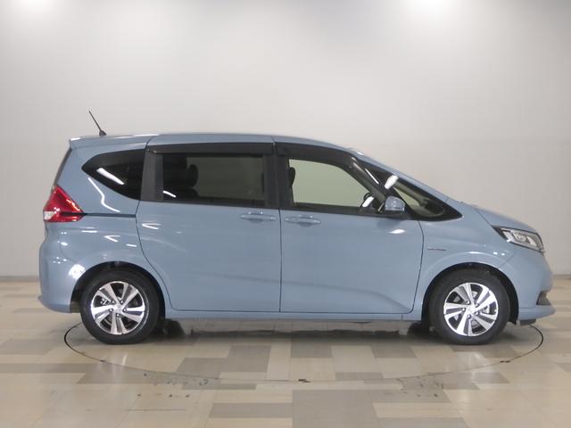 フリードハイブリッド ハイブリッド・Ｇホンダセンシング　禁煙１オーナー　Ｓパッケージ　Ｃパッケージ　前後ドラレコ　純正インターナビ　両電動スライドドア　リアカメラ　コンビシート　センターテーブル　サイドエアバッグ　ドアバイザー　リア席サンシェード　ＥＴＣ（31枚目）