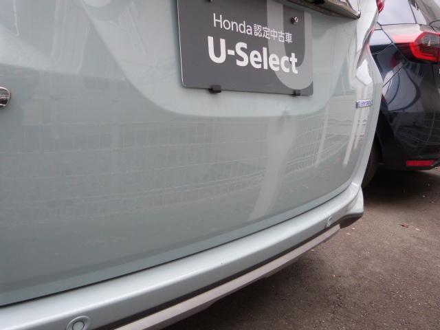 フリードハイブリッド ハイブリッド・クロスター　内外装現状そのまんま車　リア席モニター　大型ナビ　ホンダセンシング　コンビシート　ＡｐｐｌｅＣａｒＰｌａｙ　シートバックテーブル　リアカメラ　両電動スライドドア　ルーフレール　コンフォートビュー　禁煙（12枚目）