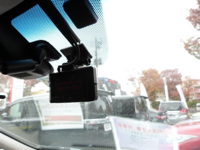 フリードハイブリッド ハイブリッド・クロスター　内外装現状そのまんま車　リア席モニター　大型ナビ　ホンダセンシング　コンビシート　ＡｐｐｌｅＣａｒＰｌａｙ　シートバックテーブル　リアカメラ　両電動スライドドア　ルーフレール　コンフォートビュー　禁煙（17枚目）