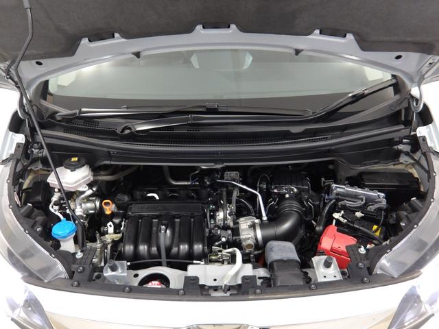 フリードハイブリッド ハイブリッド・クロスター　内外装現状そのまんま車　リア席モニター　大型ナビ　ホンダセンシング　コンビシート　ＡｐｐｌｅＣａｒＰｌａｙ　シートバックテーブル　リアカメラ　両電動スライドドア　ルーフレール　コンフォートビュー　禁煙（37枚目）