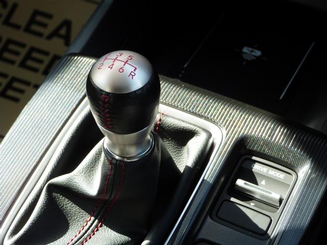 シビック ＲＳ　いまコレ＋　禁煙車　テールゲートスポイラーＧｏｏｇｌｅ搭載コネクトディスプレイ　前後ドラレコ　センターコンソールＢＯＸ　ドリンクホルダーレッドイルミ　ブラックエンブレム　コンビシート　パーキングセンサ（15枚目）