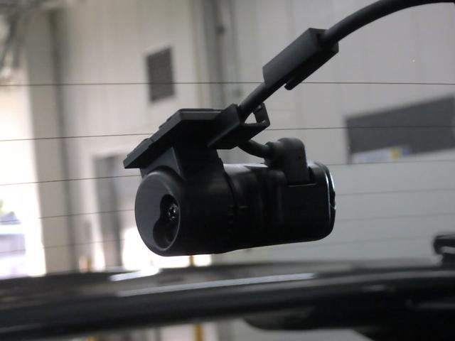 シビック ＲＳ　いまコレ＋　禁煙車　テールゲートスポイラーＧｏｏｇｌｅ搭載コネクトディスプレイ　前後ドラレコ　センターコンソールＢＯＸ　ドリンクホルダーレッドイルミ　ブラックエンブレム　コンビシート　パーキングセンサ（25枚目）