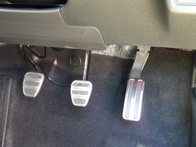 シビック ＲＳ　いまコレ＋　禁煙車　テールゲートスポイラーＧｏｏｇｌｅ搭載コネクトディスプレイ　前後ドラレコ　センターコンソールＢＯＸ　ドリンクホルダーレッドイルミ　ブラックエンブレム　コンビシート　パーキングセンサ（28枚目）