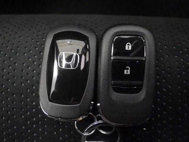 シビック ＲＳ　いまコレ＋　禁煙車　テールゲートスポイラーＧｏｏｇｌｅ搭載コネクトディスプレイ　前後ドラレコ　センターコンソールＢＯＸ　ドリンクホルダーレッドイルミ　ブラックエンブレム　コンビシート　パーキングセンサ（55枚目）