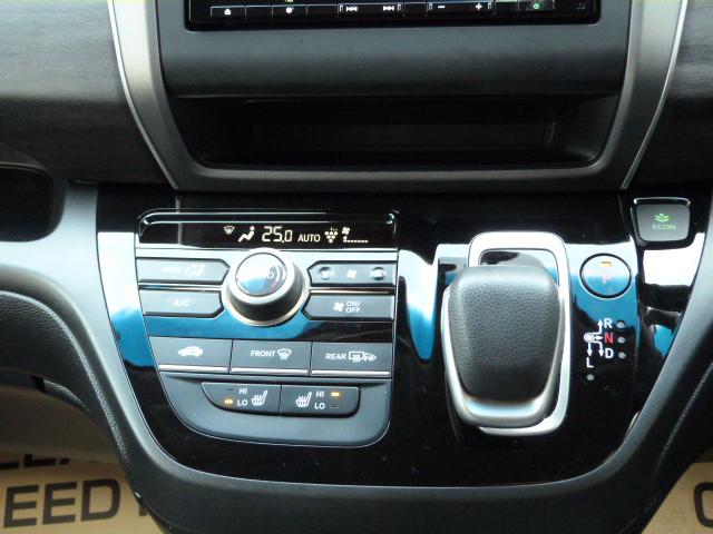 フリードハイブリッド ハイブリッド・Ｇホンダセンシング　Ｓパッケージ　Ｃパッケージ　前後ドラレコ　ＬＥＤフォグライト　フロントグリル　後席ＵＳＢチャージャー　純正インターナビ　コンビシート　両電動スライドドア　リアカメラ　Ｂｌｕｅｔｏｏｔｈ　ドアバイザー（15枚目）