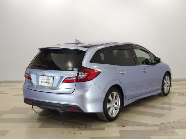 ジェイド ハイブリッドＸ　禁煙車　レザーシート　ホンダセンシング　アドバンスドルームミラー　純正ナビ　リアカメラ　左後方カメラＬａｎｅＷａｔｃｈ　コンソールイルミ　ＬＥＤスピーカーリング　フットライト　ドラレコ　シートヒーター（9枚目）