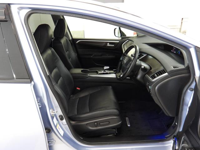 ジェイド ハイブリッドＸ　禁煙車　レザーシート　ホンダセンシング　アドバンスドルームミラー　純正ナビ　リアカメラ　左後方カメラＬａｎｅＷａｔｃｈ　コンソールイルミ　ＬＥＤスピーカーリング　フットライト　ドラレコ　シートヒーター（14枚目）