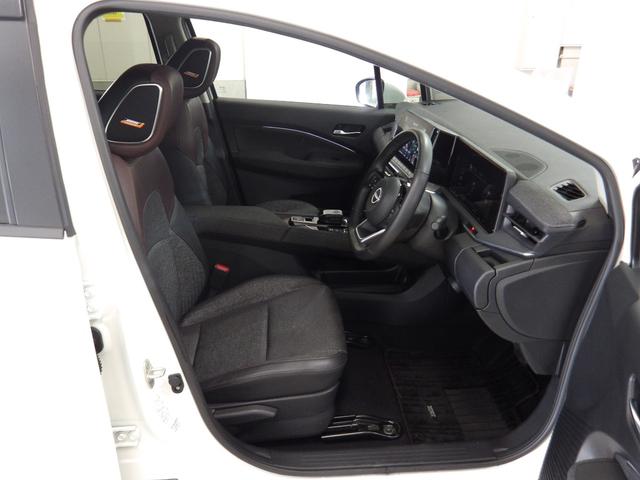 オーラ Ｇ　禁煙１オーナー　コネクトナビ　プロパイロット　アラウンドビューモニター　インテリルームミラー　コンビシート　ＡｐｐｌｅＣａｒＰｌａｙ　ワイヤレス充電　パーキングセンサー　インテリクルーズ　ＥＴＣ２．０（11枚目）