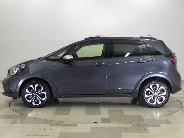 フィット e:HEVクロスター 禁煙1オーナー 前後ドラレコ ホンダセンシング インターナビ リアカメラ パーキングセンサー 渋滞追従 Bluetooth USB ドアバイザー ルーフレール サイドエアバッグ アルミホイール ETC(25枚目)