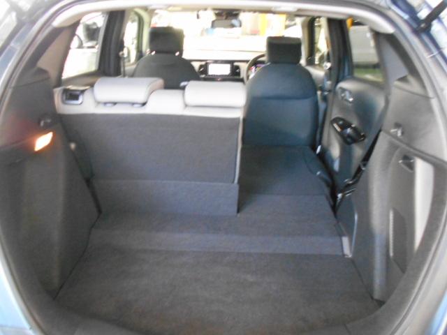 フィット e:HEVクロスター 禁煙1オーナー 前後ドラレコ ホンダセンシング インターナビ リアカメラ パーキングセンサー 渋滞追従 Bluetooth USB ドアバイザー ルーフレール サイドエアバッグ アルミホイール ETC(43枚目)