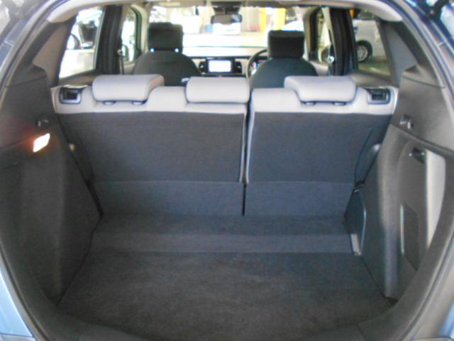 フィット e:HEVクロスター 禁煙1オーナー 前後ドラレコ ホンダセンシング インターナビ リアカメラ パーキングセンサー 渋滞追従 Bluetooth USB ドアバイザー ルーフレール サイドエアバッグ アルミホイール ETC(44枚目)