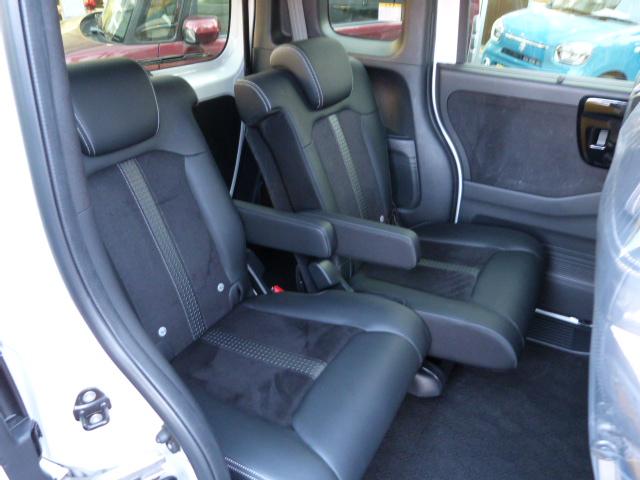 N-BOXカスタム Lターボ 禁煙1オーナー ホンダセンシング 大型8インチナビ AppleCarPlay パーキングセンサー 両電動スライドドア パドルシフト シートヒーター ドアバイザー リア席サンシェード コンビシート PS(6枚目)