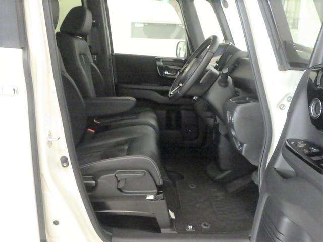 N-BOXカスタム Lターボ 禁煙1オーナー ホンダセンシング 大型8インチナビ AppleCarPlay パーキングセンサー 両電動スライドドア パドルシフト シートヒーター ドアバイザー リア席サンシェード コンビシート PS(12枚目)