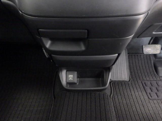 フリードハイブリッド ハイブリッド・ＥＸ　禁煙１オーナー　前後センサー　Ｃパッケージ　Ｓパッケージ　純正ナビ　リアカメラ　両電動スライドドア　コンビシート　シートヒーター　コンフォートビューパッケージ　ドアバイザー　２列目ＵＳＢチャージャー（35枚目）