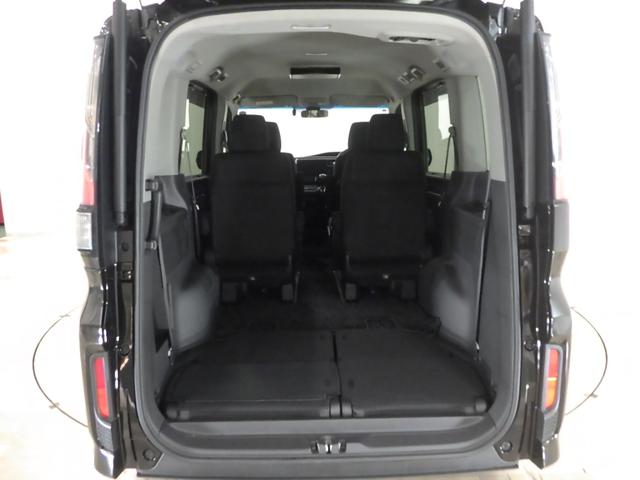 ステップワゴンスパーダ スパーダホンダセンシング　禁煙車　リア席モニター　大型１０インチナビ　ＡｐｐｌｅＣａｒＰｌａｙ　前後ドラレコ　両電動スライドドア　パドルシフト　ラゲッジオーガナイザーＢＯＸ　ドアバイザー　リア席サンシェード　ＥＴＣ２．０（23枚目）