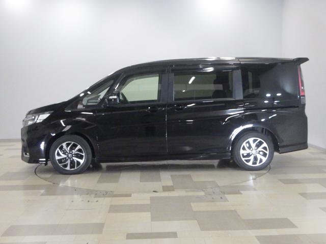 ステップワゴンスパーダ スパーダホンダセンシング　禁煙車　リア席モニター　大型１０インチナビ　ＡｐｐｌｅＣａｒＰｌａｙ　前後ドラレコ　両電動スライドドア　パドルシフト　ラゲッジオーガナイザーＢＯＸ　ドアバイザー　リア席サンシェード　ＥＴＣ２．０（25枚目）