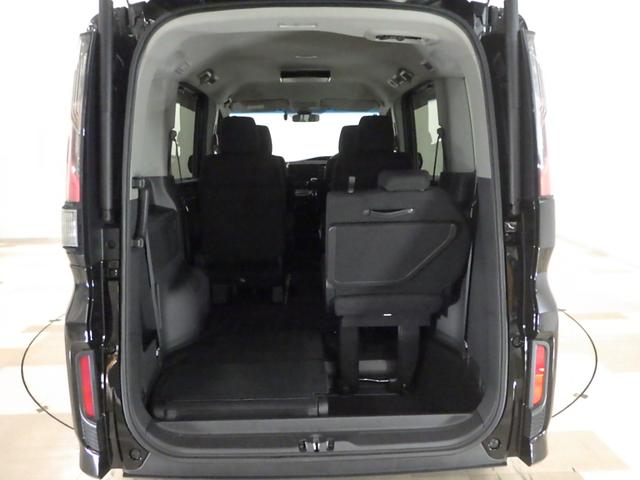 ステップワゴンスパーダ スパーダホンダセンシング　禁煙車　リア席モニター　大型１０インチナビ　ＡｐｐｌｅＣａｒＰｌａｙ　前後ドラレコ　両電動スライドドア　パドルシフト　ラゲッジオーガナイザーＢＯＸ　ドアバイザー　リア席サンシェード　ＥＴＣ２．０（37枚目）