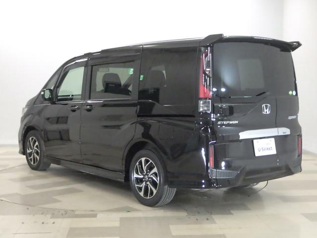 ステップワゴンスパーダ スパーダホンダセンシング　禁煙車　リア席モニター　大型１０インチナビ　ＡｐｐｌｅＣａｒＰｌａｙ　前後ドラレコ　両電動スライドドア　パドルシフト　ラゲッジオーガナイザーＢＯＸ　ドアバイザー　リア席サンシェード　ＥＴＣ２．０（43枚目）