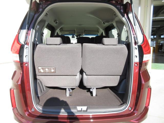 フリード G・ホンダセンシング 禁煙1オーナー 前後ドラレコ 純正ナビ リアカメラ 両電動スライドドア Bluetooth ETC アイドリングストップ ドアバイザー ベンチシート センターテーブル フルセグ DVD再生 Fセグ(29枚目)