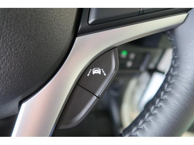 ハスラー ＪスタイルＩＩターボ　２型　全方位モニターナビ　ワンオーナー　全方位モニター付ナビ　ＬＥＤヘッドランプ　衝突被害軽減システム　アダプティブクルーズコントロール　パドルシフト　シートヒーター　フルオートエアコン　ルーフレール　純正ステンレスペダル　パドルシフト（14枚目）
