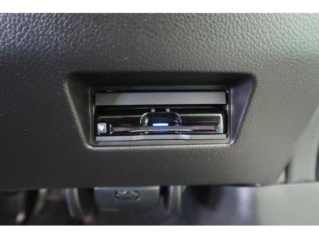 スイフトスポーツ スポーツ　２型　ナビ　全方位カメラ　ＥＴＣ　ドラレコ　Ｂｌｕｅｔｏｏｔｈ対応ナビ　全方位カメラ　ＥＴＣ　ドライブレコーダー　衝突被害軽減システム　ＬＥＤヘッドランプ　アダプティブクルーズコントロール　シートヒーター　フルオートエアコン　盗難抑止システム（10枚目）