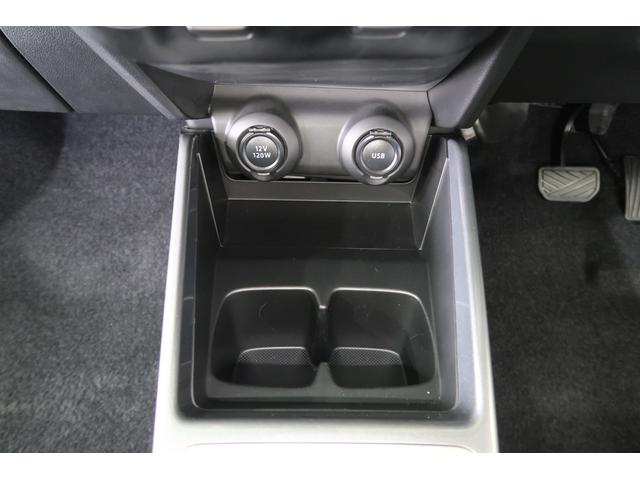 スイフト ＨＹＢＲＩＤ　ＲＳ　３型　全方位カメラ　追従機能付ＡＣＣ　全方位カメラ　ＬＥＤヘッドランプ　衝突被害軽減システム　アダプティブクルーズコントロール　１６インチアルミホイール　フルオートエアコン　シートヒーターＵＳＢ電源ソケット　盗難抑止システム（18枚目）