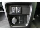 【運転席助手席シートヒーター】じんわりあたたまるうれしいシートヒーター◎エアコンの乾いた風がちょっと苦手という方も安心◎寒い冬には、うれしい機能◎