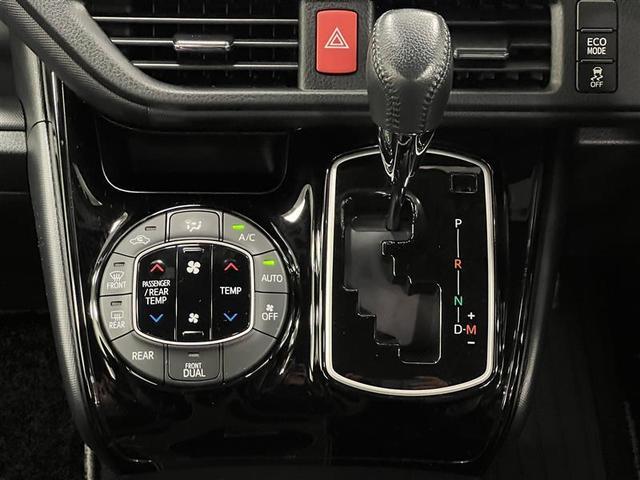 ノア Ｓｉ　ダブルバイビーＩＩ　禁煙車　衝突被害軽減ブレーキ　両側パワースライドドア　ＬＥＤライト＆フォグ　クルーズコントロール　７インチＳＤナビ　バックモニター　ＥＴＣ２．０　アイドリングストップ機能　スマートキー　点検記録簿（22枚目）