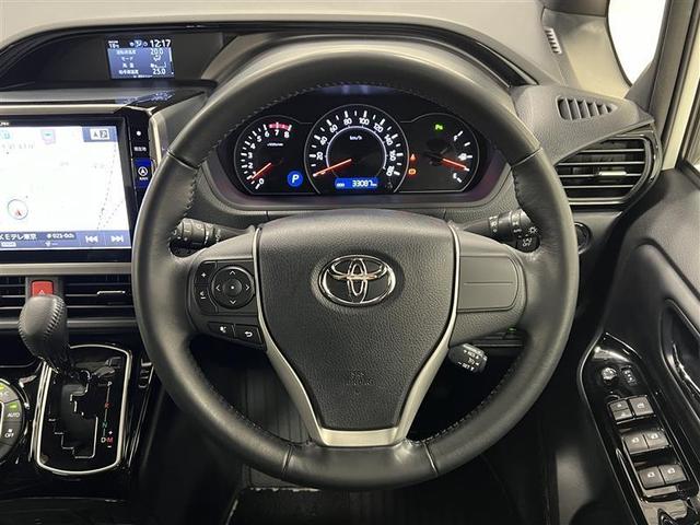 ノア Si ダブルバイビーII ローダウン車 トヨタセーフティセンス アルパイン製11インチナビ バックモニター 後席モニター ETC アイドリングストップ機能 両側パワースライドドア 16インチAW スマートキー 点検記録簿(10枚目)