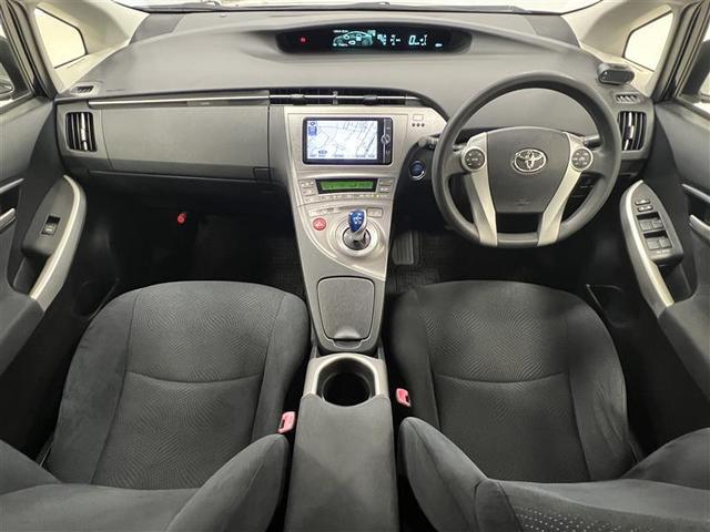 プリウス S 踏み間違い加速抑制システム HIDライト コンライト 7インチSDナビ ブルートゥース CD・DVD再生 バックモニター ETC オートエアコン スペアタイヤ トノカバー付 スマートキー 点検記録簿(10枚目)