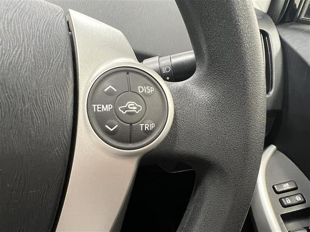 プリウス S 踏み間違い加速抑制システム HIDライト コンライト 7インチSDナビ ブルートゥース CD・DVD再生 バックモニター ETC オートエアコン スペアタイヤ トノカバー付 スマートキー 点検記録簿(13枚目)