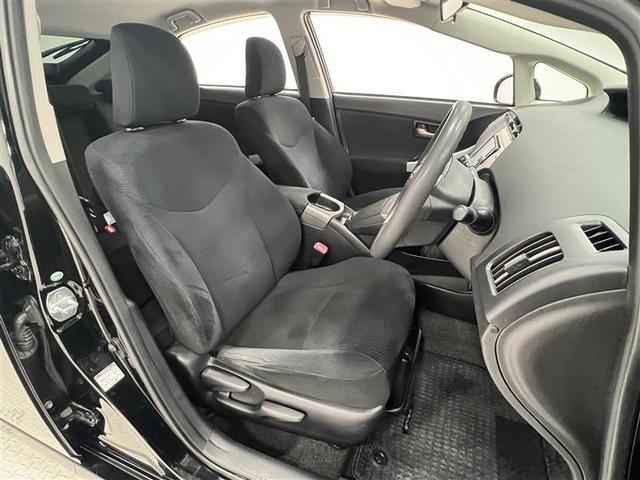 プリウス S 踏み間違い加速抑制システム HIDライト コンライト 7インチSDナビ ブルートゥース CD・DVD再生 バックモニター ETC オートエアコン スペアタイヤ トノカバー付 スマートキー 点検記録簿(19枚目)