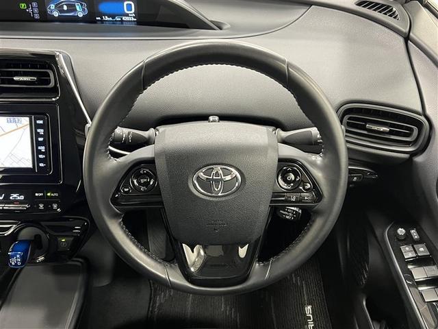 プリウス S 100V 取説記録簿 DVD再生機能 ESC スマートキ- 地デジ メモリーナビゲーション LEDヘッドライト ETC車載器 フルオートエアコン クルーズコントロール エアバッグ イモビ PS AW(9枚目)