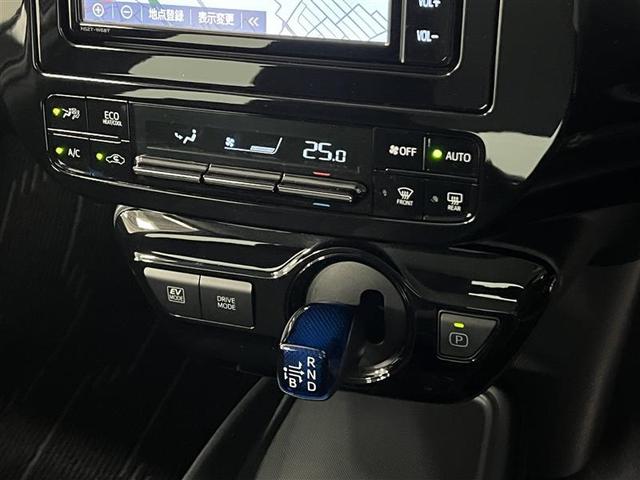 プリウス S 100V 取説記録簿 DVD再生機能 ESC スマートキ- 地デジ メモリーナビゲーション LEDヘッドライト ETC車載器 フルオートエアコン クルーズコントロール エアバッグ イモビ PS AW(16枚目)