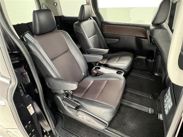 エスクァイア Ｇｉ　ＬＥＤヘッドライト　アルミ　両側パワースライドドア　リアオートエアコン　寒冷地仕様　クルコン　ＤＶＤ　ＥＴＣ車載器　横滑防止装置　エアバッグ　助手席エアバッグ　ウォークスルー　４ＷＤ　ＡＢＳ（24枚目）