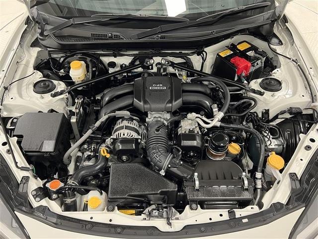 ＧＲ８６ ＲＺ　禁煙車　アプライドモデルＢ　ブラインドスポットディテクション　リヤクロストラフィックアラート　クルーズコントロール　９インチＳＤナビ　バックモニター　ＥＴＣ　前後ドラレコ　シートヒーター　点検記録簿（14枚目）