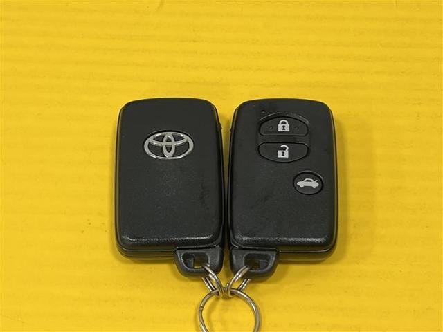 カローラアクシオ ハイブリッドＧ　禁煙車　トヨタセーフティセンス　点検記録簿　ＬＥＤライト　コンライト　７インチナビ　フルセグＴＶ　ブルートゥース　ＣＤ　ＤＶＤ　ＳＤ　バックモニター　ＥＴＣ　シートヒーター　スマートキー　スペアタイヤ（32枚目）