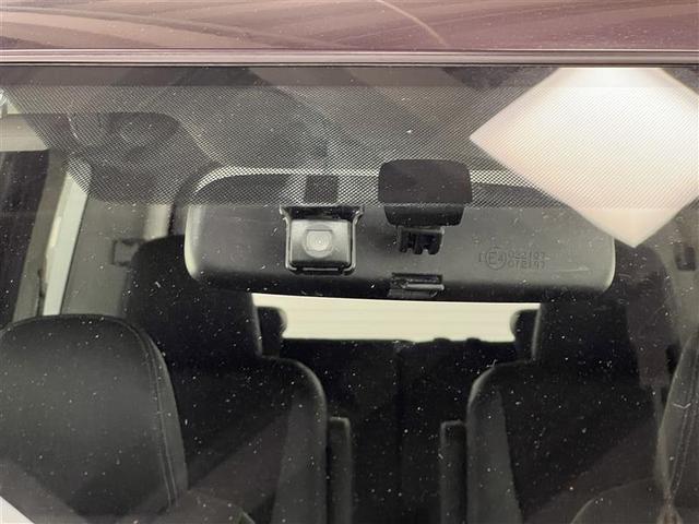 ヴォクシー ZS 煌Z 両側電動パワースライドドア Rカメラ プッシュスタートスマートキー 1オーナー パワーステアリング エアコン ナビテレビ DVD再生可 フルセグテレビ 助手席エアバッグ 盗難防止システム キーレス(16枚目)