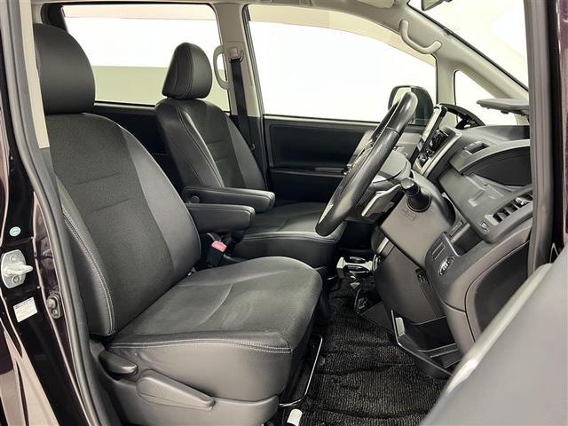 ヴォクシー ZS 煌Z 両側電動パワースライドドア Rカメラ プッシュスタートスマートキー 1オーナー パワーステアリング エアコン ナビテレビ DVD再生可 フルセグテレビ 助手席エアバッグ 盗難防止システム キーレス(19枚目)