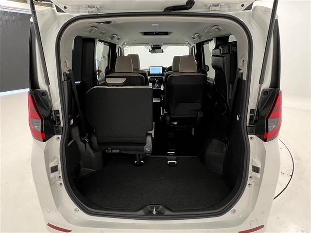 ノア ハイブリッドG 衝突回避支援パッケージ ブラインドスポットモニター リヤクロストラフィックアラート コネクテッドナビプラス CD/DVD パノラミックビュー ETC2.0 ドラレコ ユニバーサルステップ 点検記録簿(25枚目)