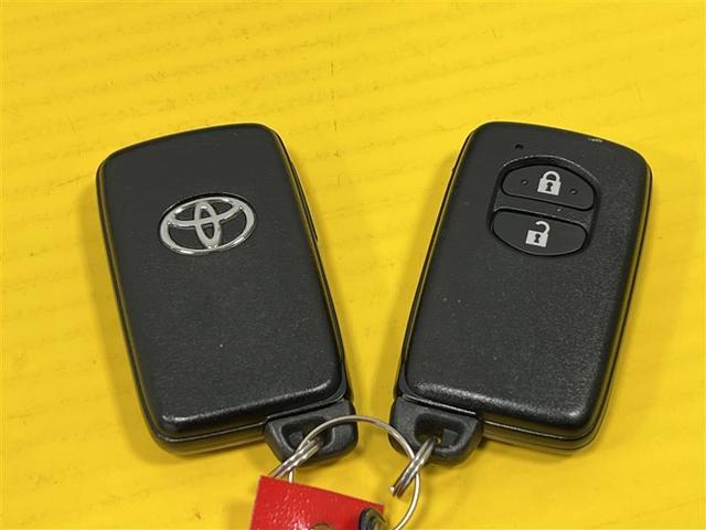 アクア Ｓ　スマートキープッシュスタート　キーレスエントリ　イモビ　ナビ＆ＴＶ　オートエアコン　デュアルエアバック　ＥＳＣ　Ｂカメラ　パワーウィンドウ　ＥＴＣ　ＳＲＳ　ワンセグＴＶ　パワーステアリング　ＡＢＳ（24枚目）