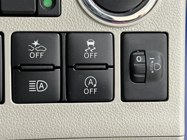 タント X SAIII 衝突被害軽減ブレーキ オートライト機能 オートハイビーム 7インチナビ フルセグTV CD DVD SD USB入力 バックモニター オートエアコン 左側パワースライドドア 電子カードキー 点検記録簿(16枚目)