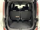 ラゲージスペースは必要十分な大きさ!サードシートを跳ね上げれば、さらに広く大きくお使いいただけます!デッキ下にも収納スペースあり!